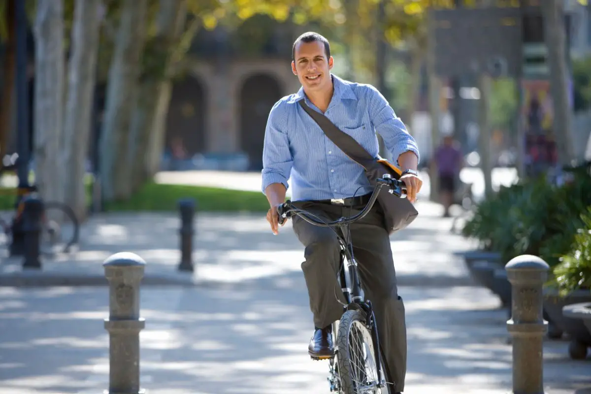 4 Best Bike Messenger Bags for Men